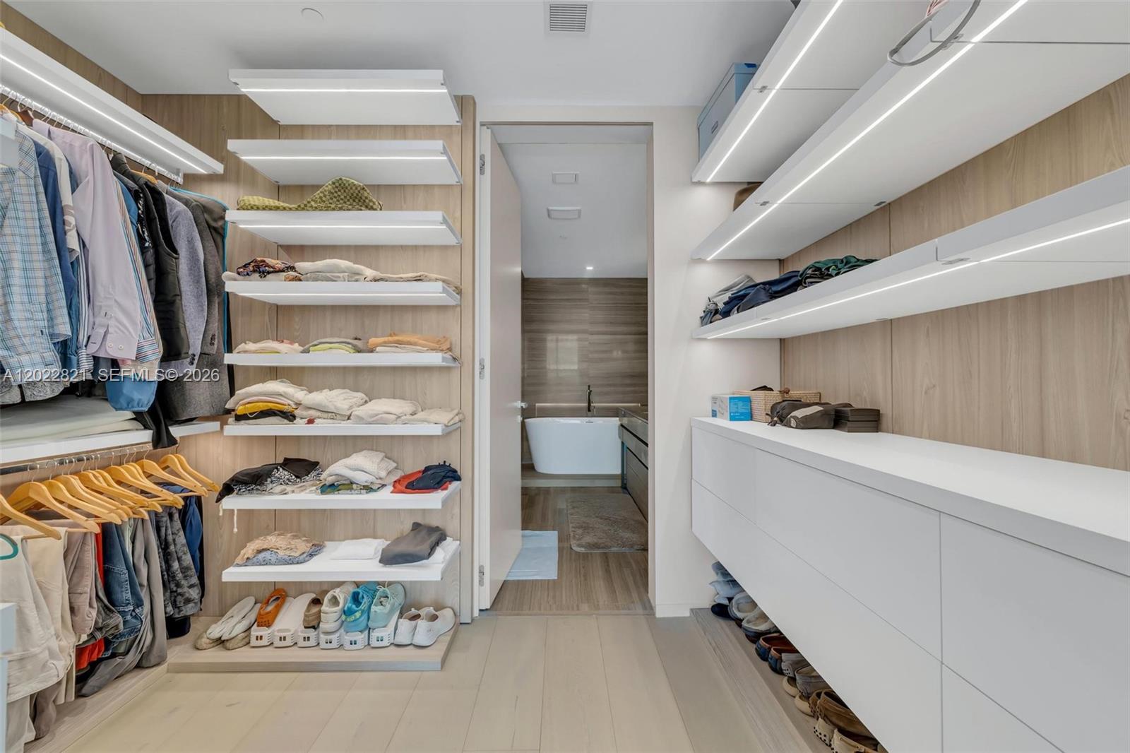 18975 Collins Ave #2802, Sunny Isles Beach FL 33160