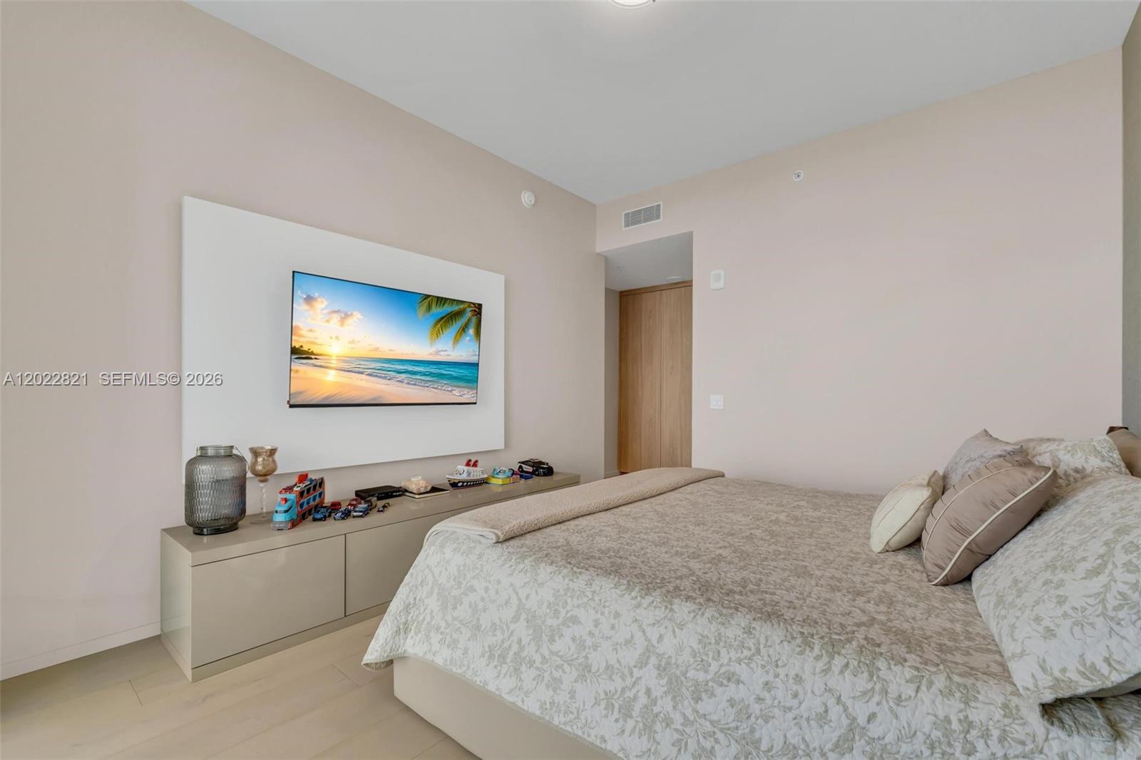 18975 Collins Ave #2802, Sunny Isles Beach FL 33160