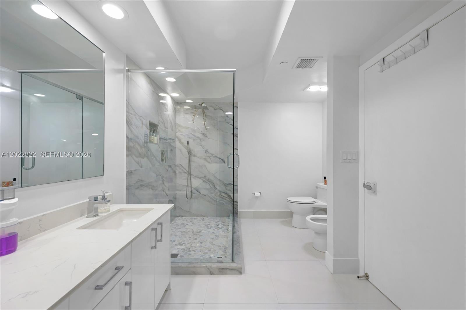 20281 E Country Club Dr #2310, Aventura FL 33180