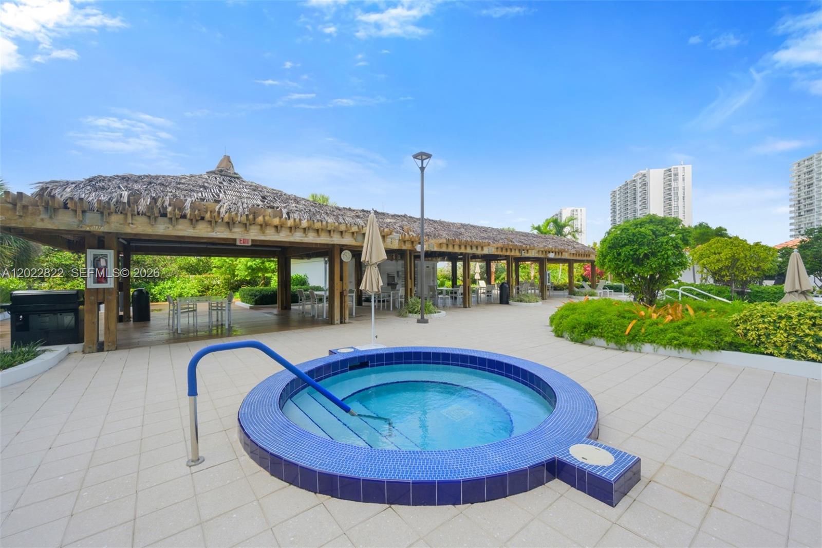 20281 E Country Club Dr #2310, Aventura FL 33180