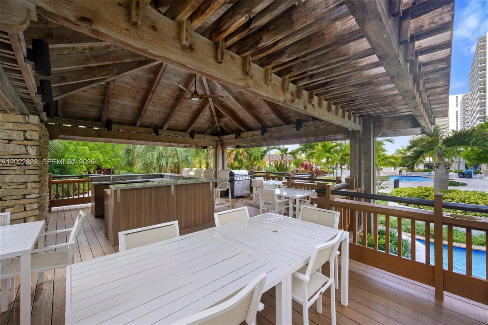 20281 E Country Club Dr #2310, Aventura FL 33180