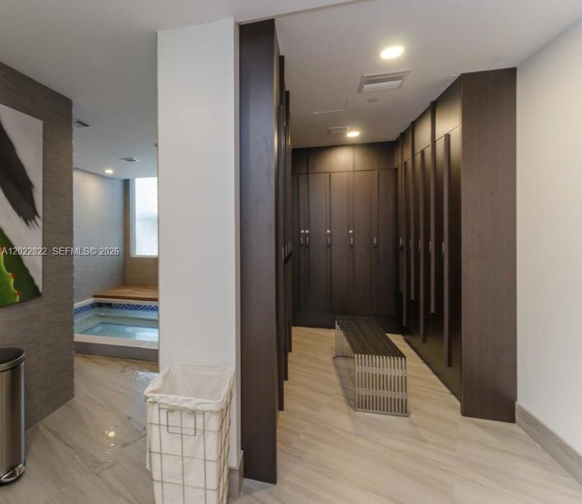 20281 E Country Club Dr #2310, Aventura FL 33180