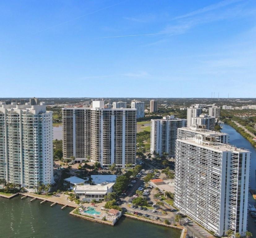 20281 E Country Club Dr #2310, Aventura FL 33180