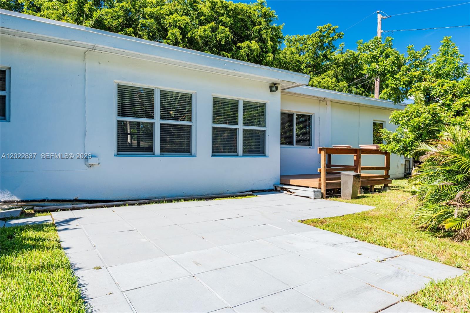 66 NW 87th St, El Portal FL 33150
