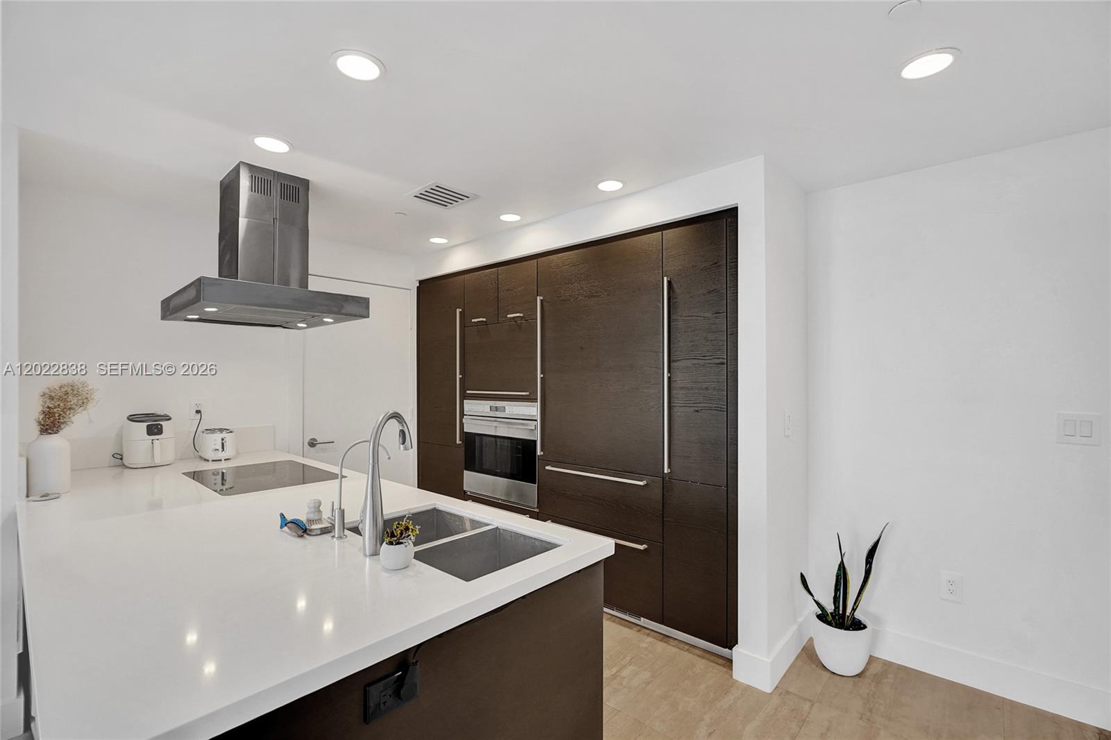 1445 16th St #404, Miami Beach FL 33139