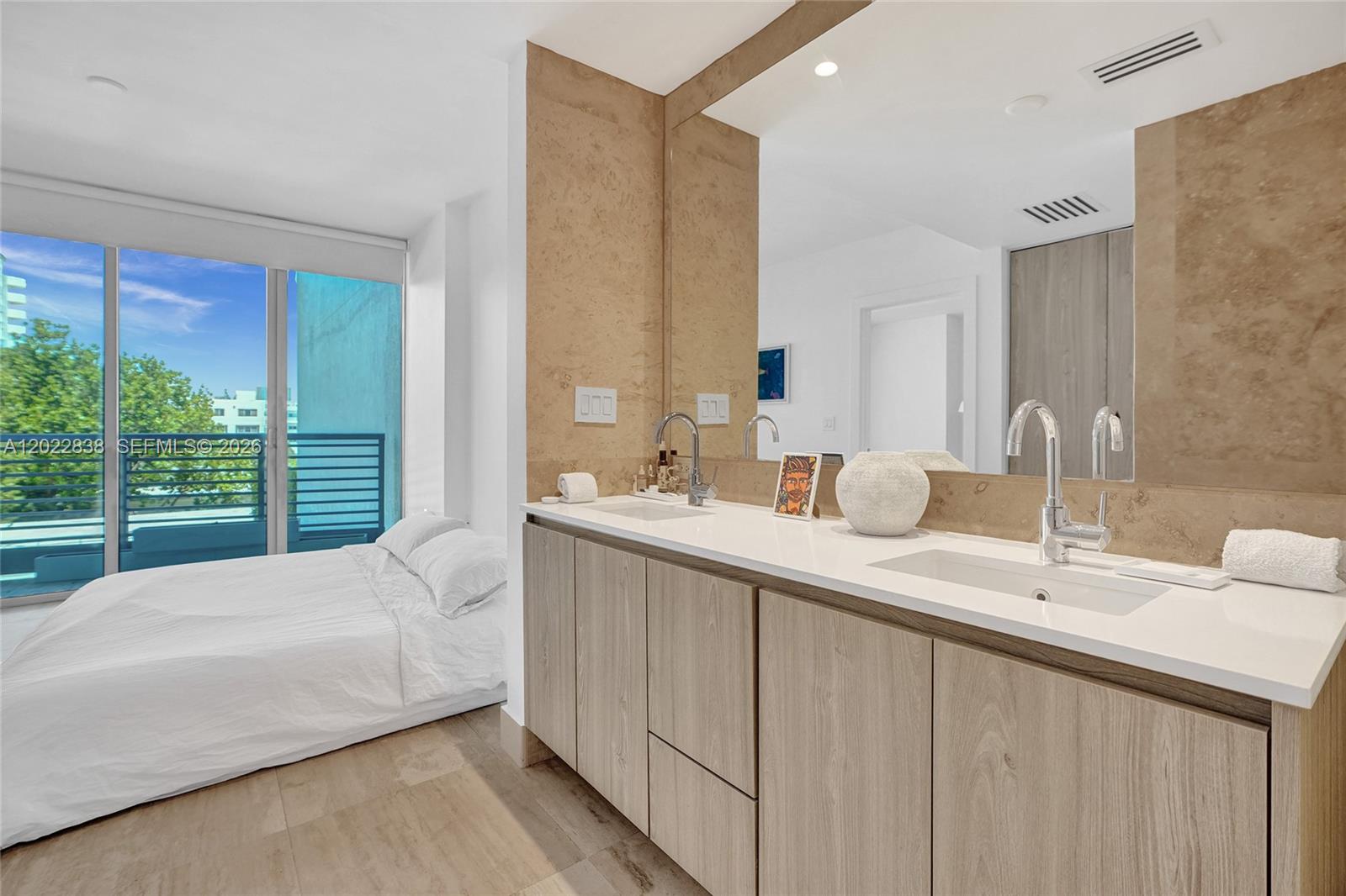 1445 16th St #404, Miami Beach FL 33139