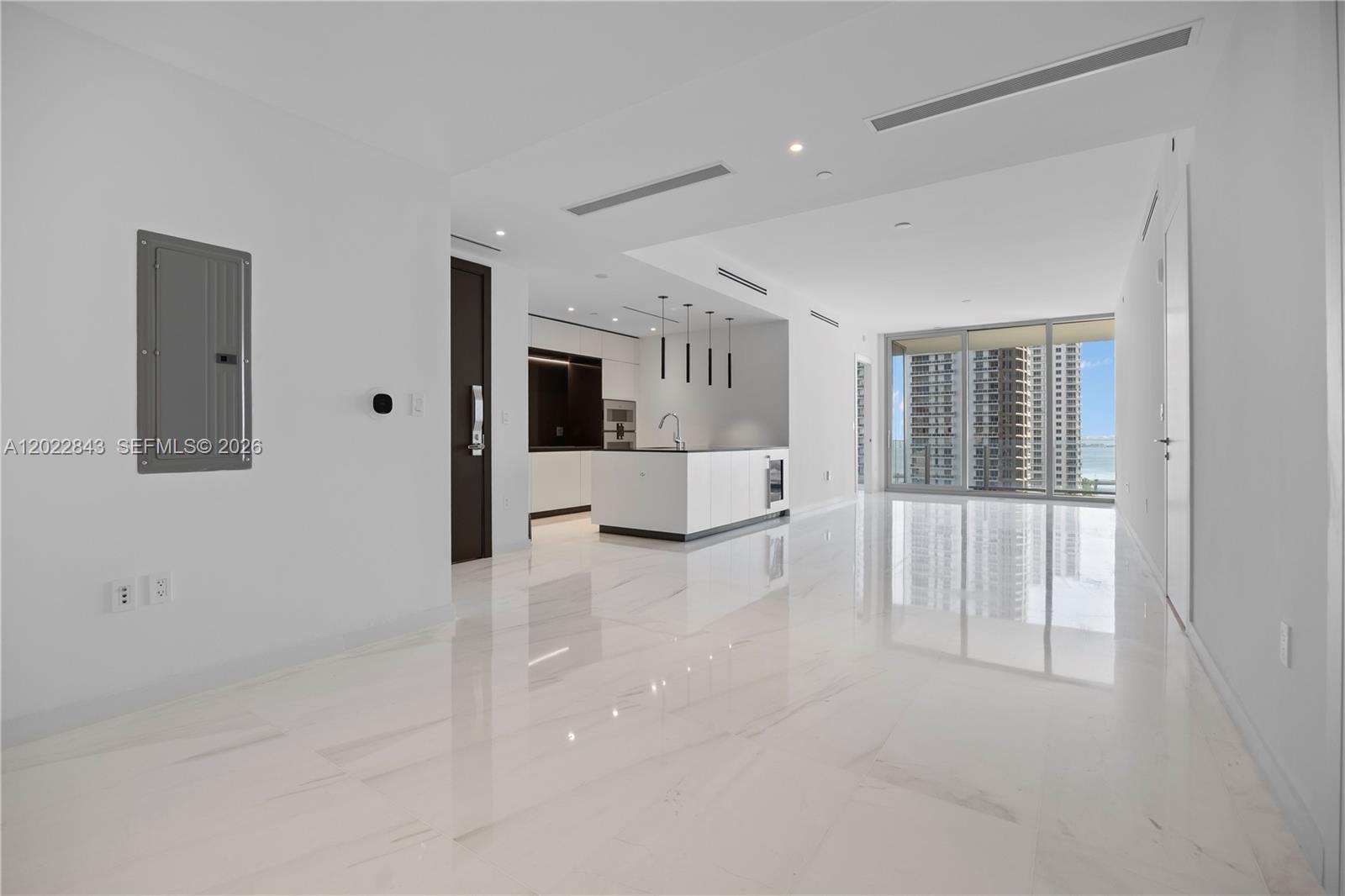 300 Biscayne Blvd Way #1102, Miami FL 33131