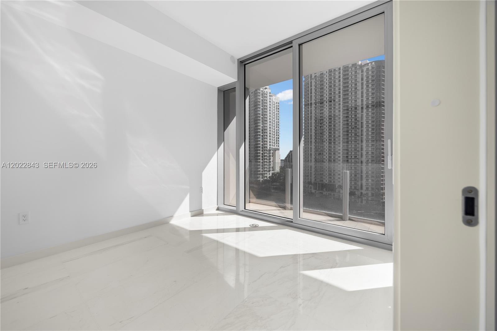 300 Biscayne Blvd Way #1102, Miami FL 33131