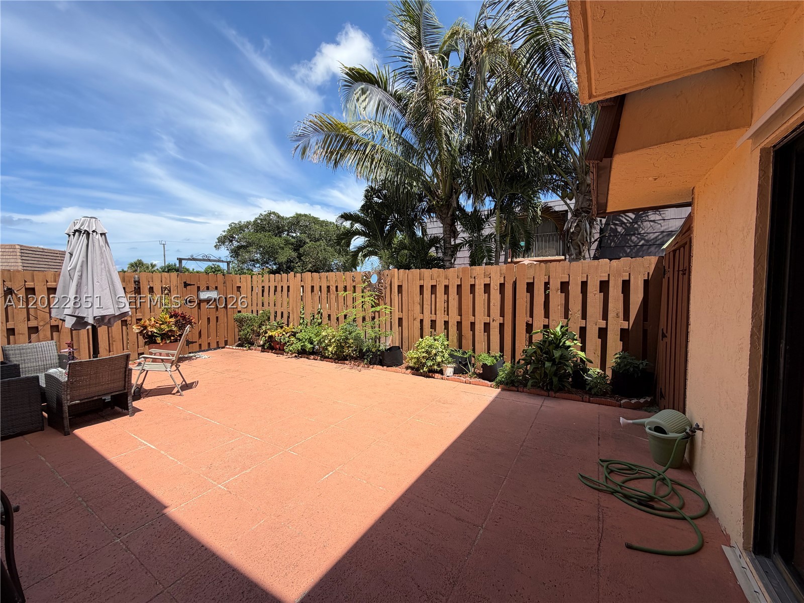 964 Springdale Cir, Palm Springs FL 33461
