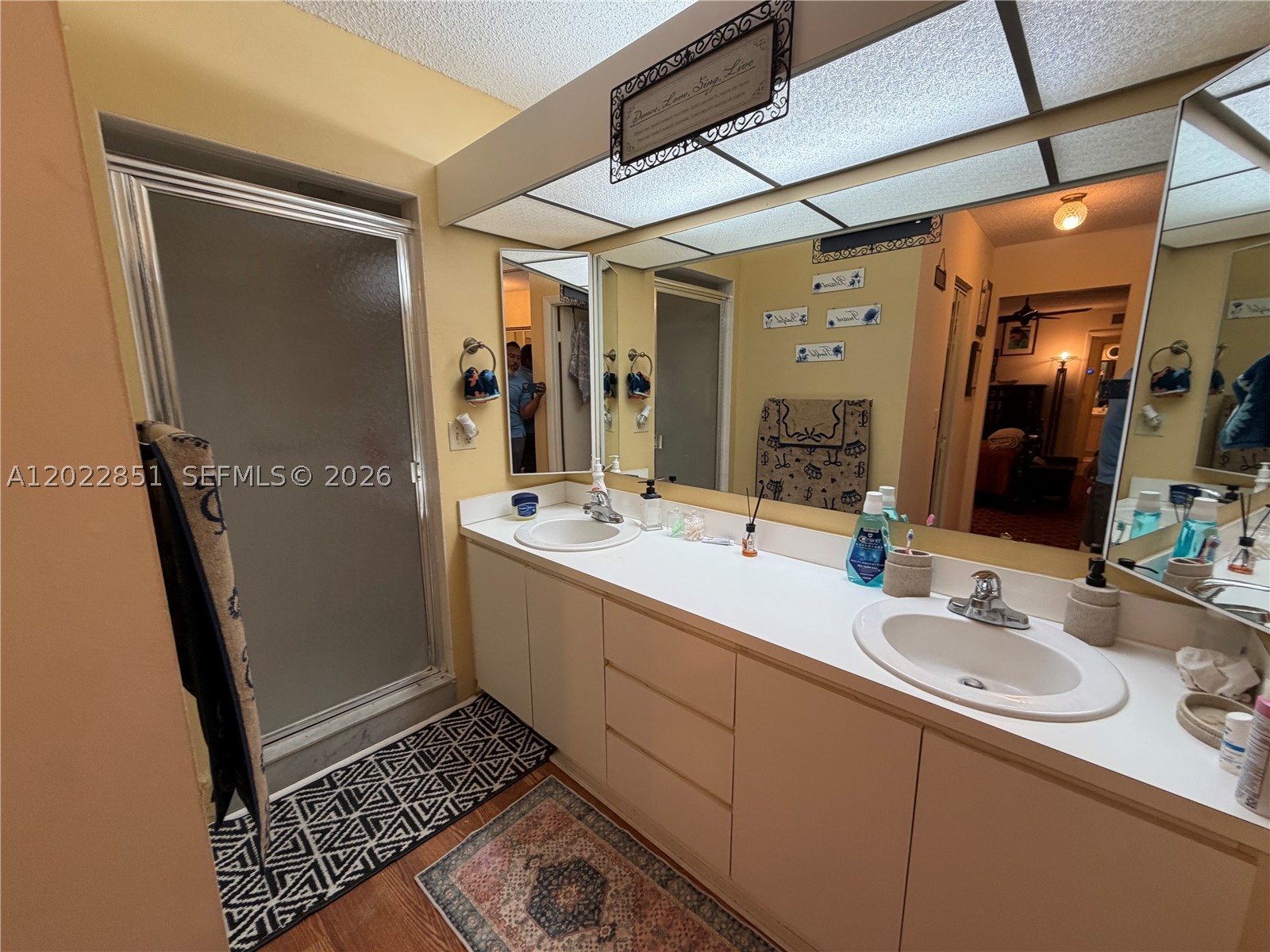 964 Springdale Cir, Palm Springs FL 33461