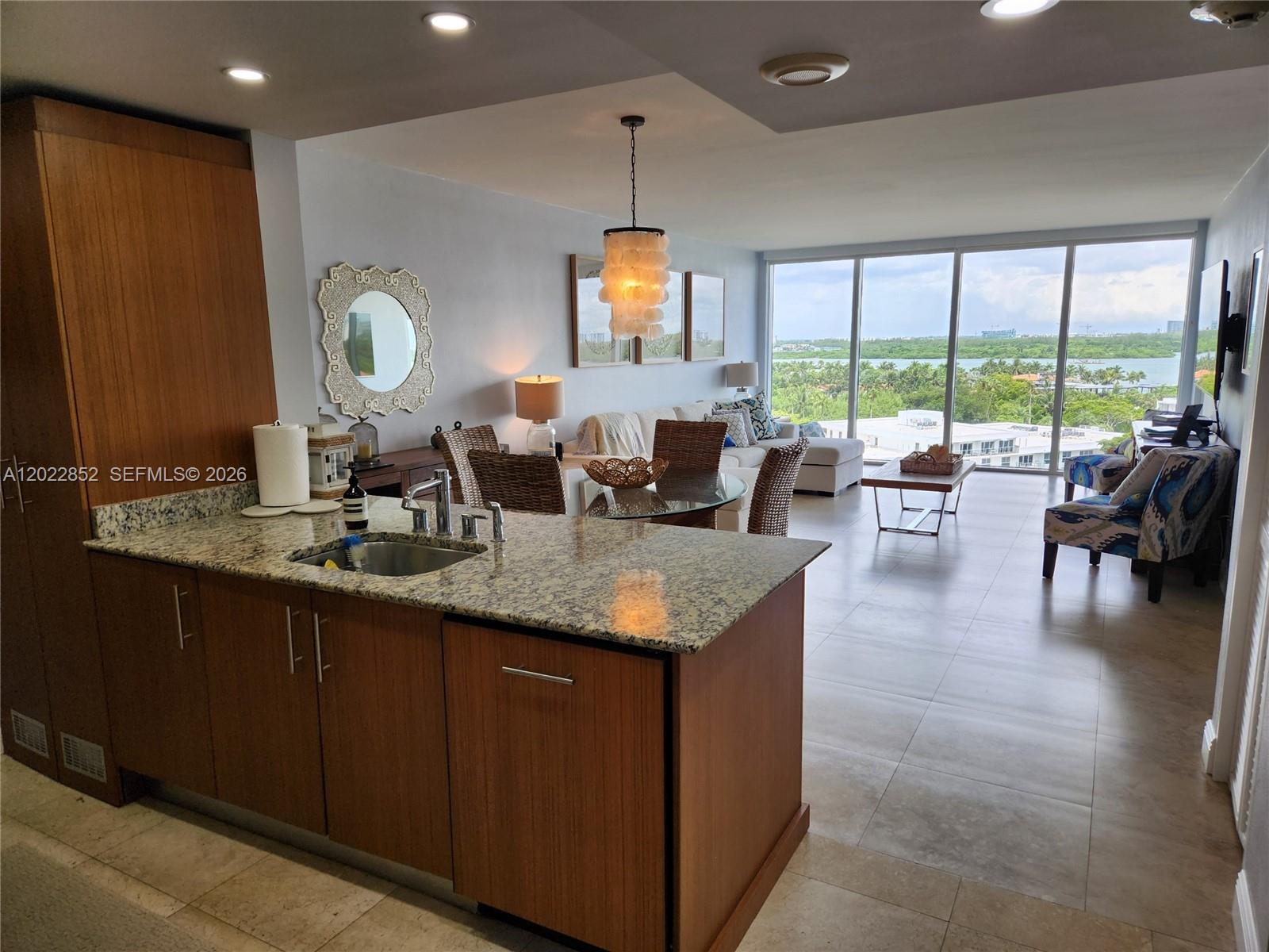 10275 Collins Ave #824, Bal Harbour FL 33154