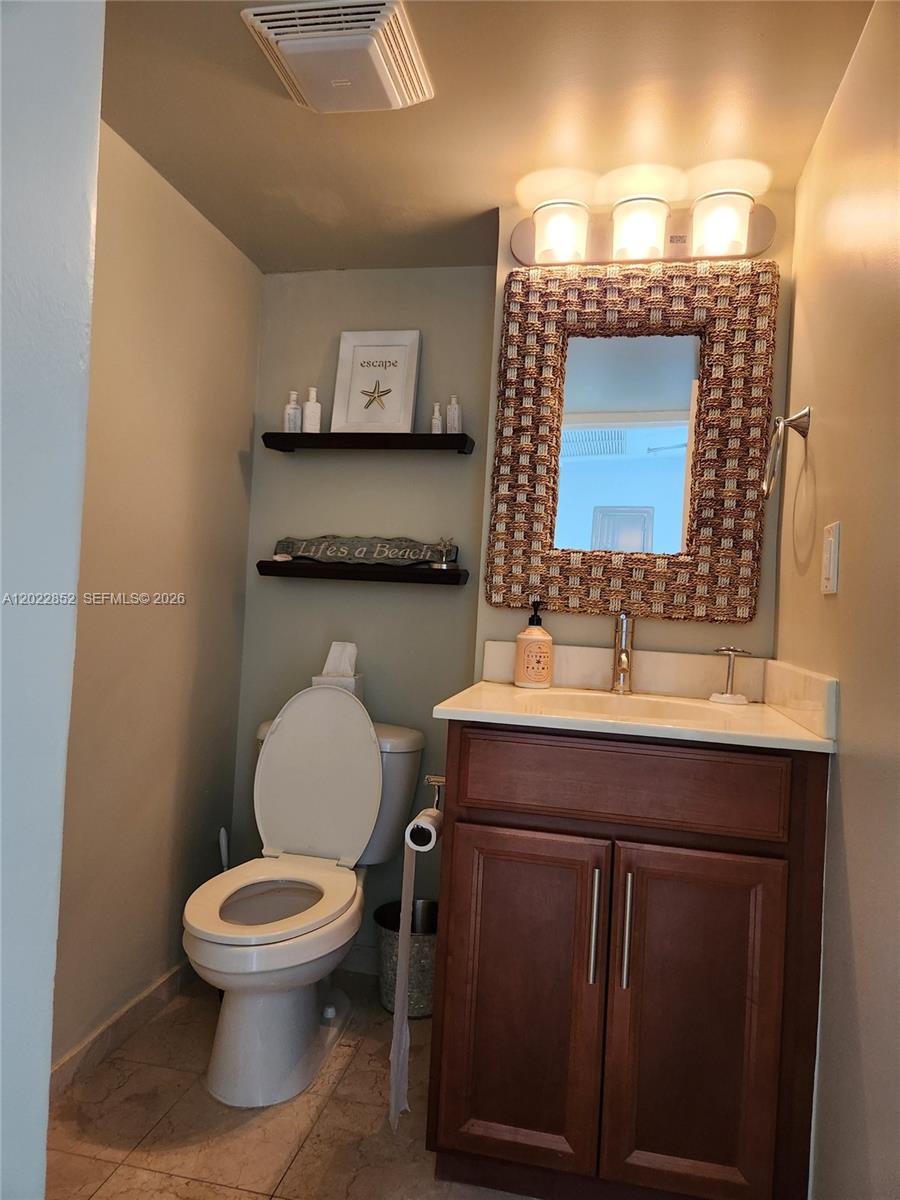 10275 Collins Ave #824, Bal Harbour FL 33154