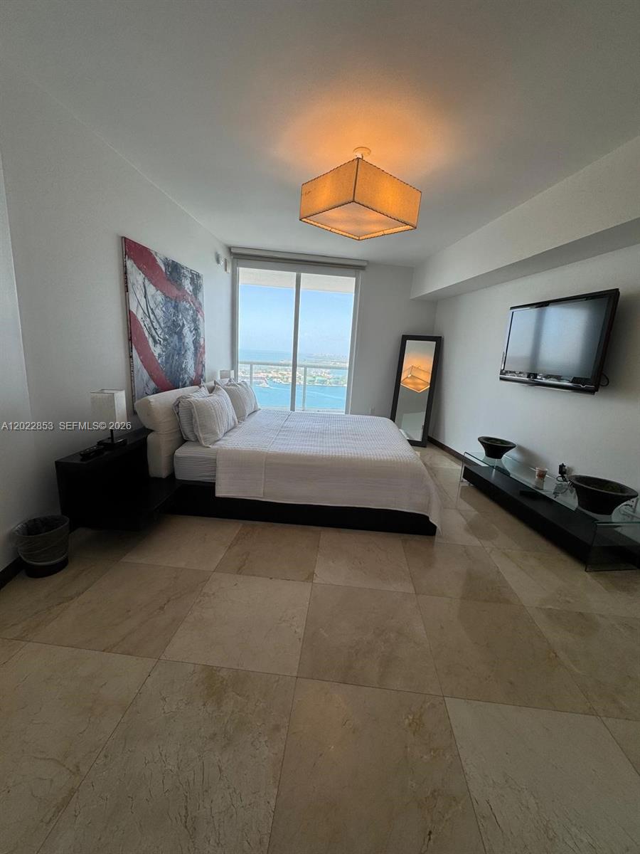 450 Alton Rd #3505, Miami Beach FL 33139