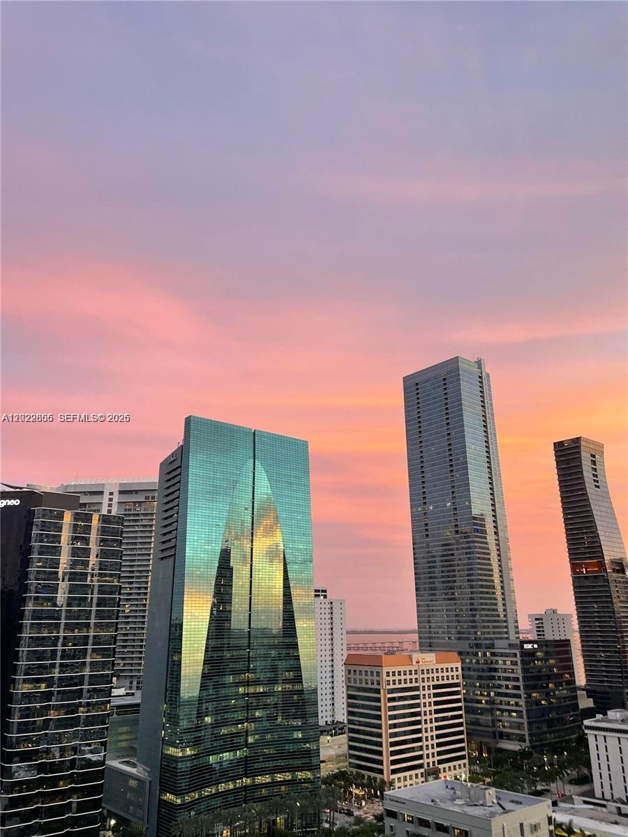 1250 S Miami Ave #2214, Miami FL 33130