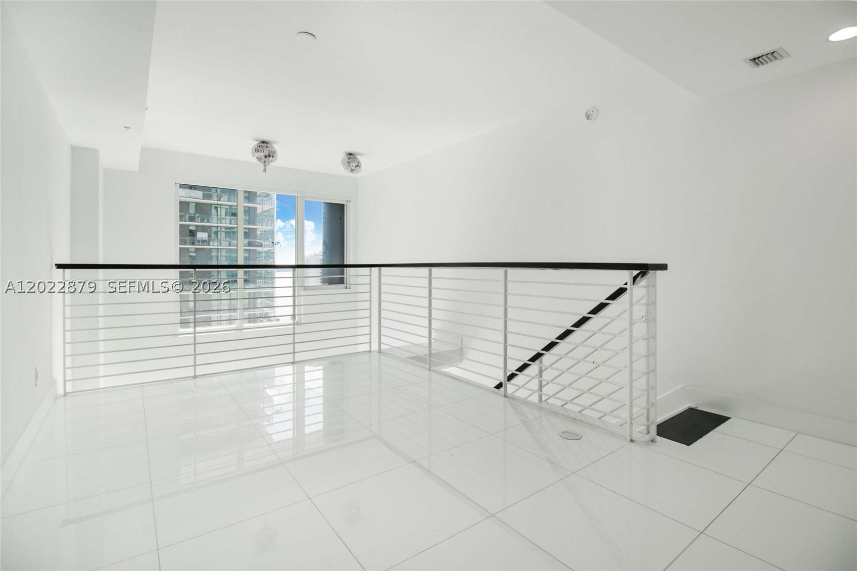60 SW 13th St #2208, Miami FL 33130