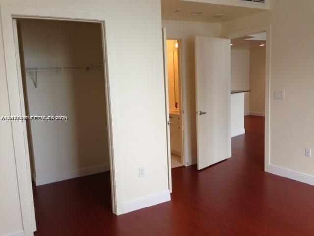 1060 Brickell Ave #2305, Miami FL 33131