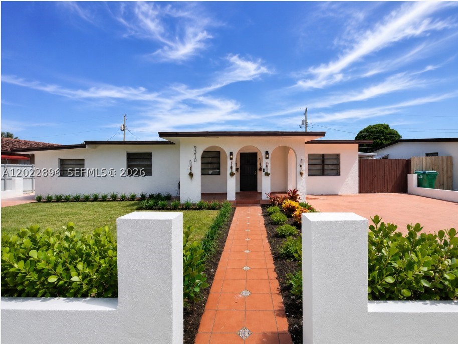 #<MlsListing:0x00007f741754c440>