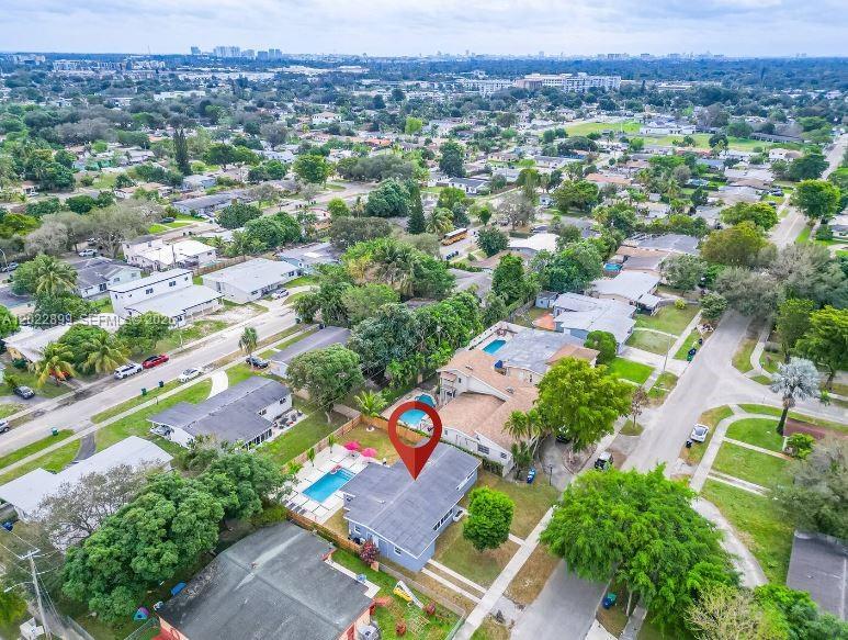 17621 NE 7th Ave, Miami FL 33162