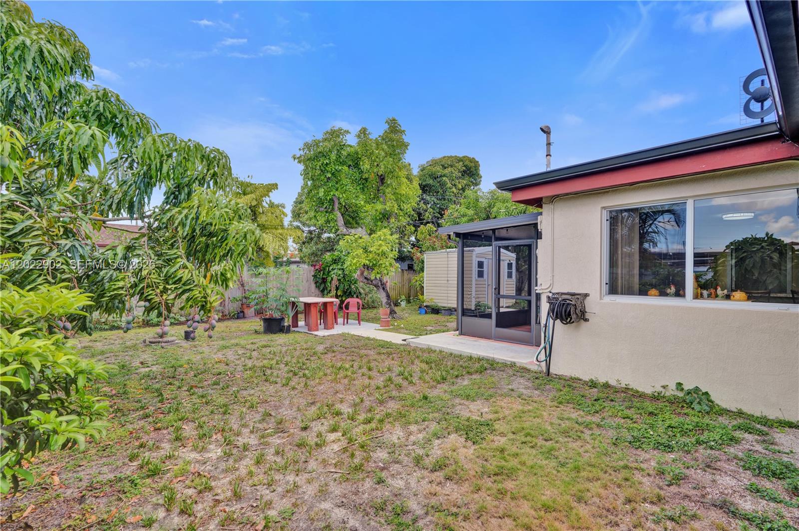 10730 SW 47th St, Miami FL 33165