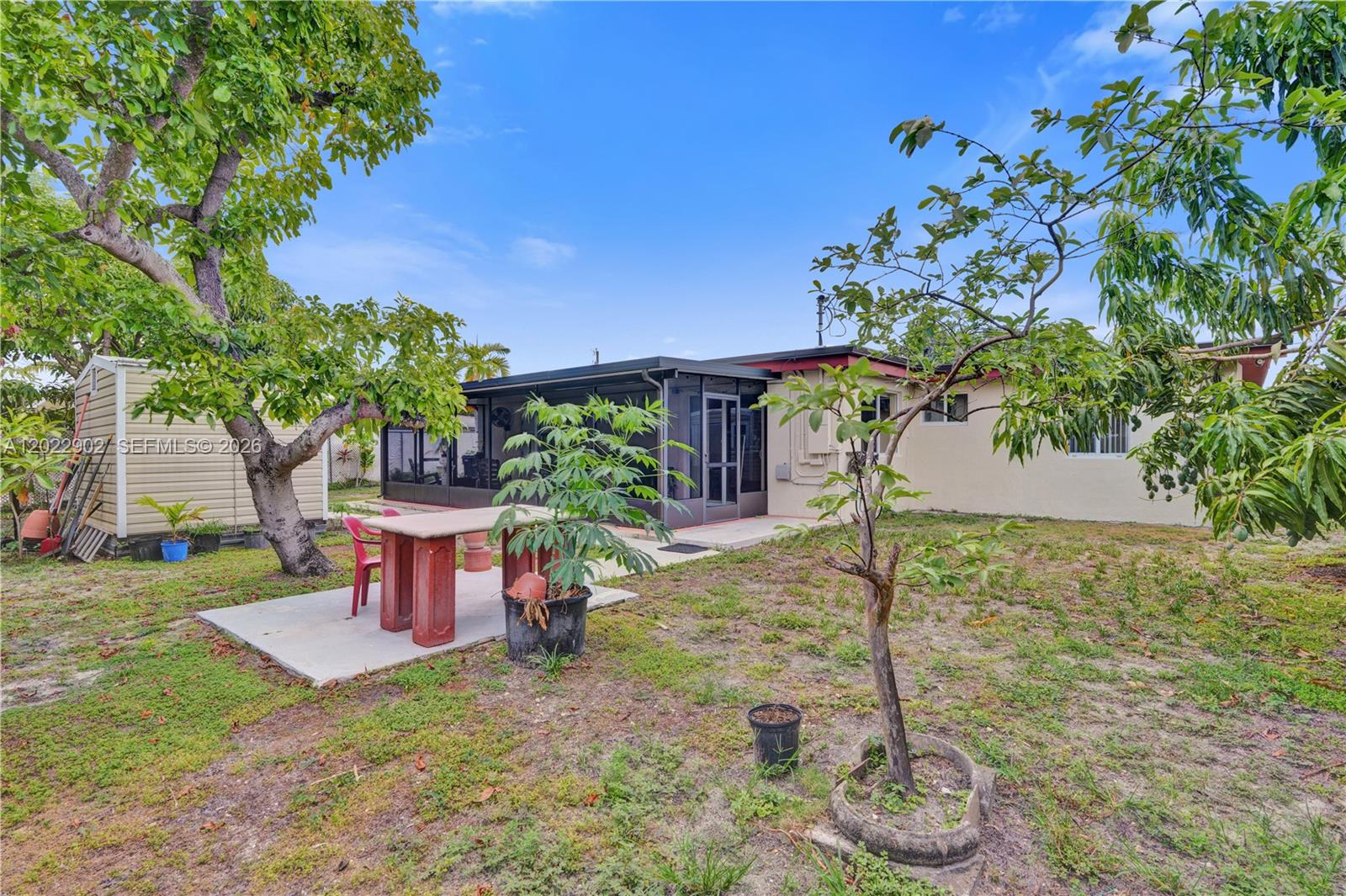 10730 SW 47th St, Miami FL 33165