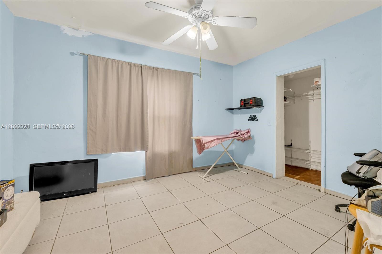1122 NW 38th St, Miami FL 33127