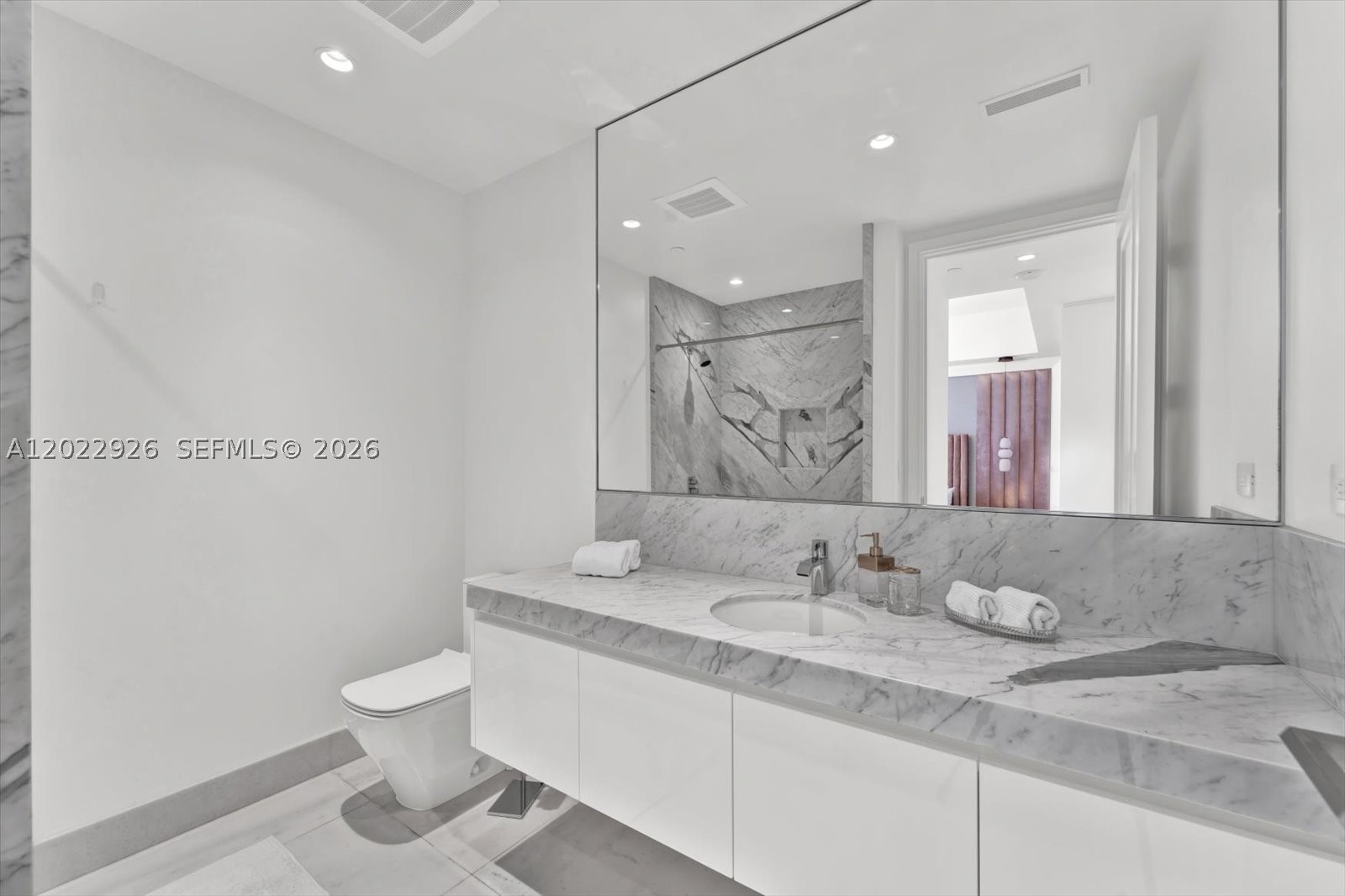17901 Collins Ave #1801, Sunny Isles Beach FL 33160