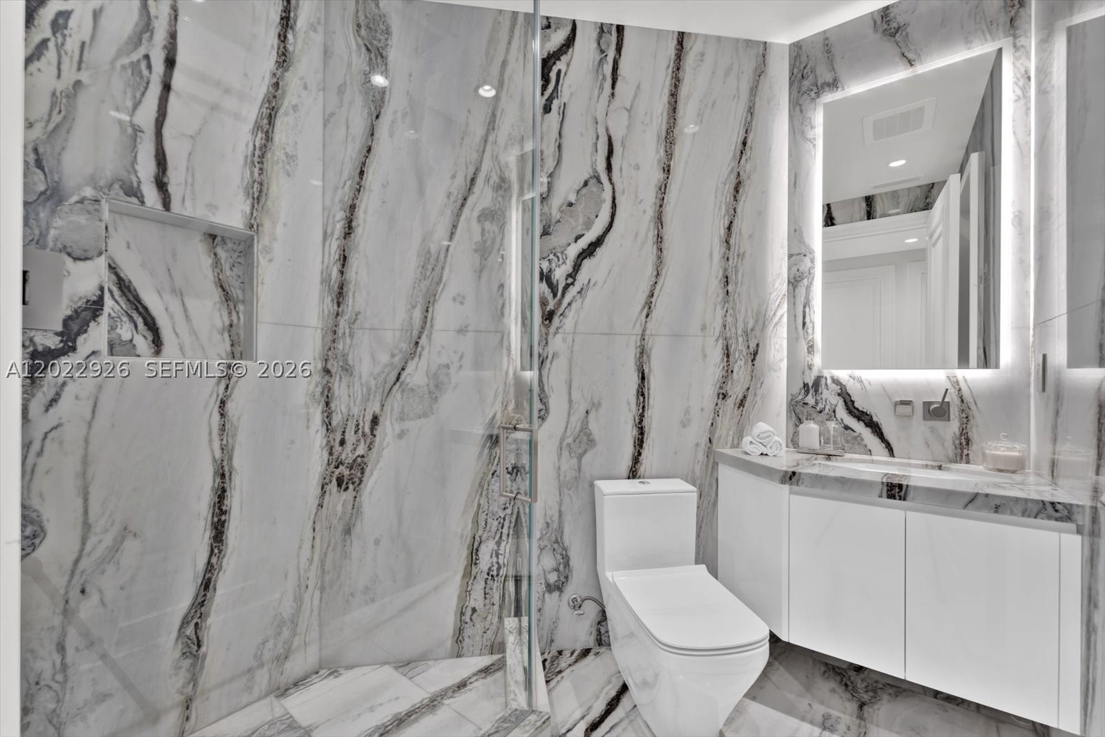 17901 Collins Ave #1801, Sunny Isles Beach FL 33160