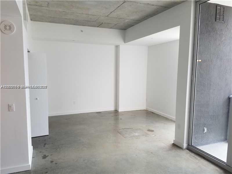 151 SE 1st St #3207, Miami FL 33131