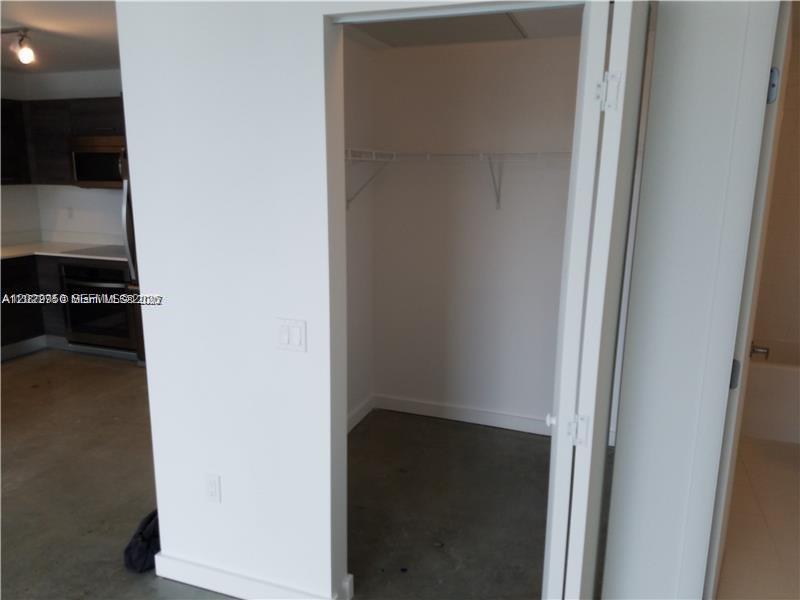 151 SE 1st St #3207, Miami FL 33131
