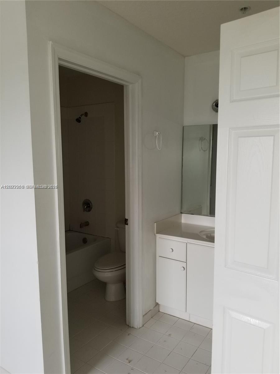 22921 SW 88th Pl #304, Cutler Bay FL 33190