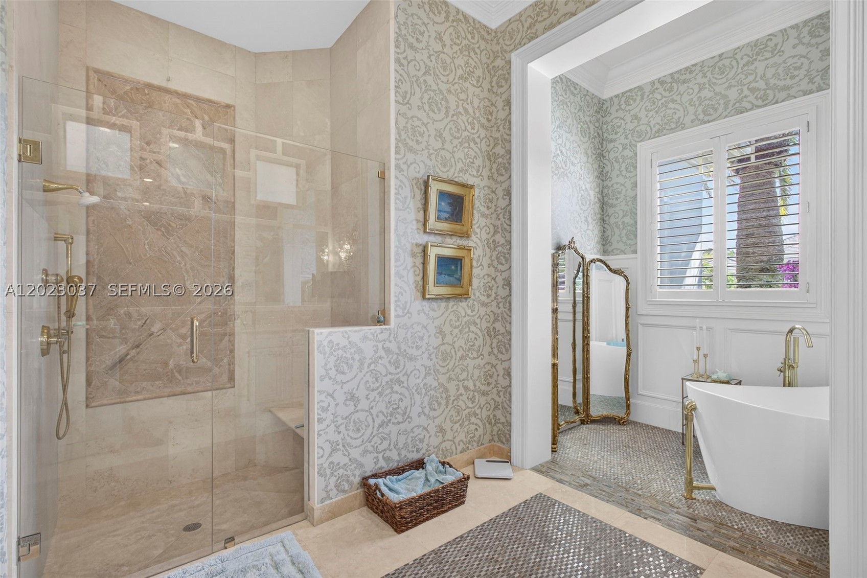 656 Hermitage Cir, Palm Beach Gardens FL 33410
