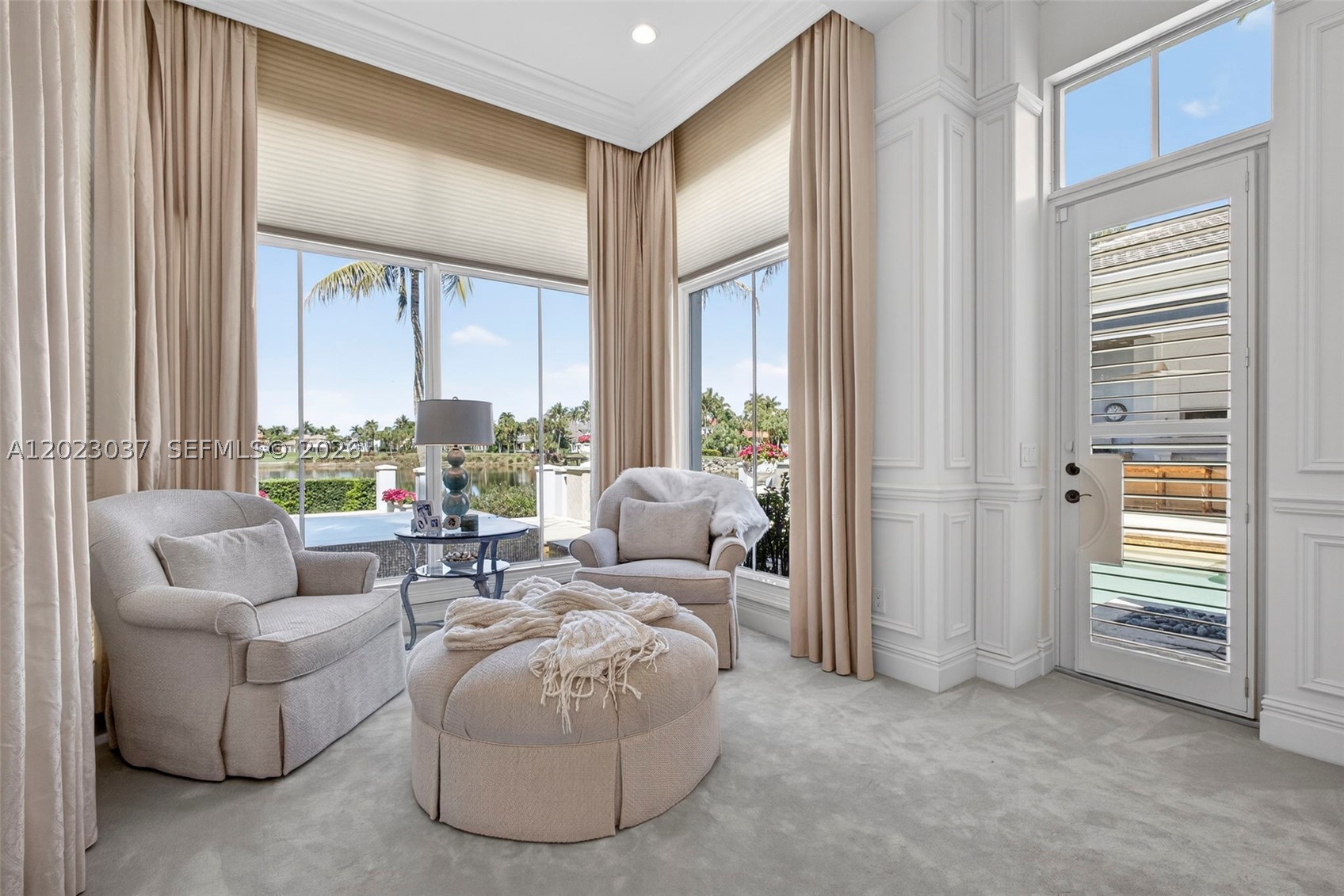 656 Hermitage Cir, Palm Beach Gardens FL 33410
