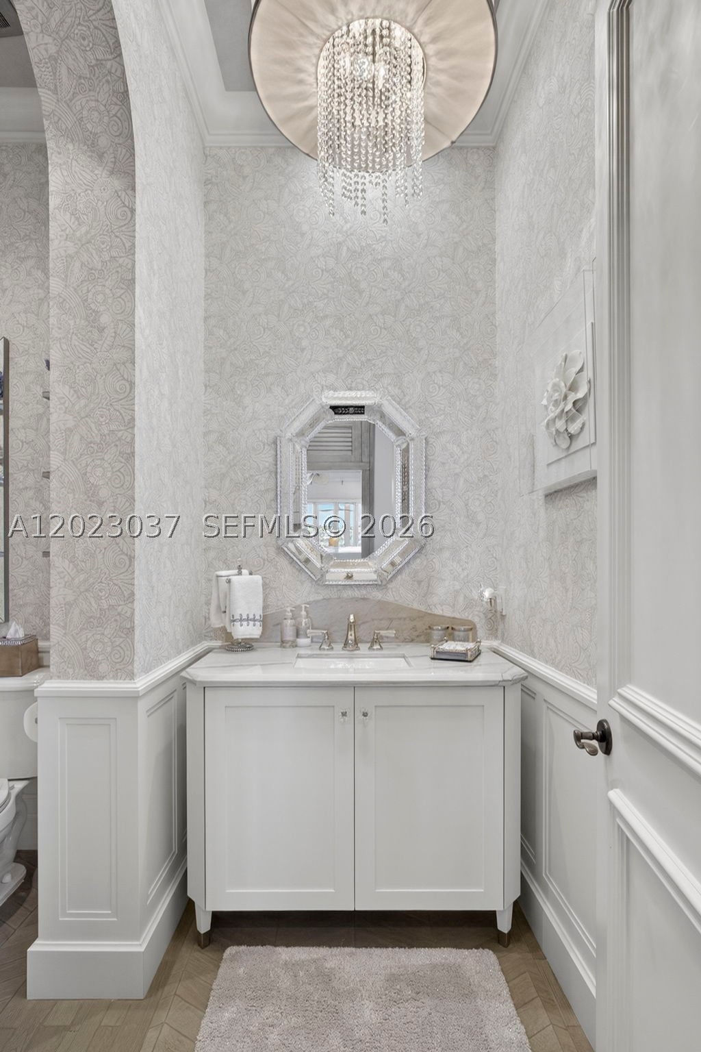 656 Hermitage Cir, Palm Beach Gardens FL 33410
