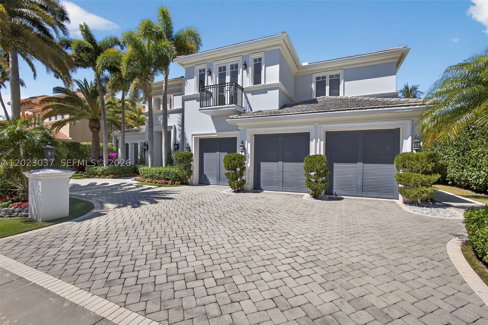 656 Hermitage Cir, Palm Beach Gardens FL 33410