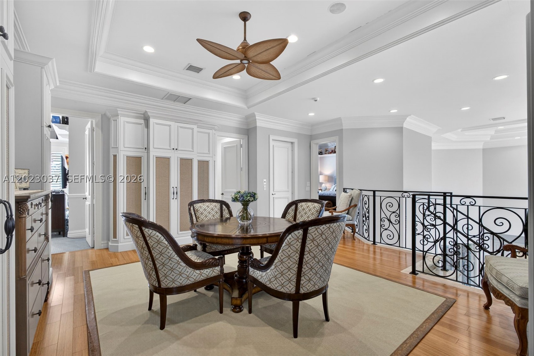656 Hermitage Cir, Palm Beach Gardens FL 33410