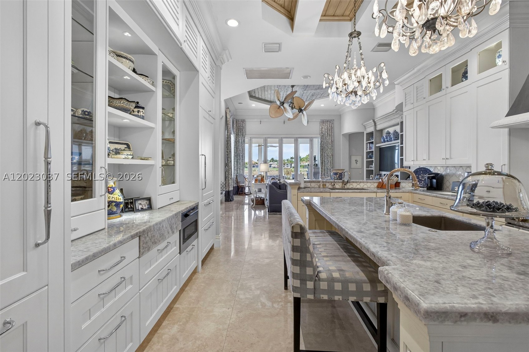 656 Hermitage Cir, Palm Beach Gardens FL 33410
