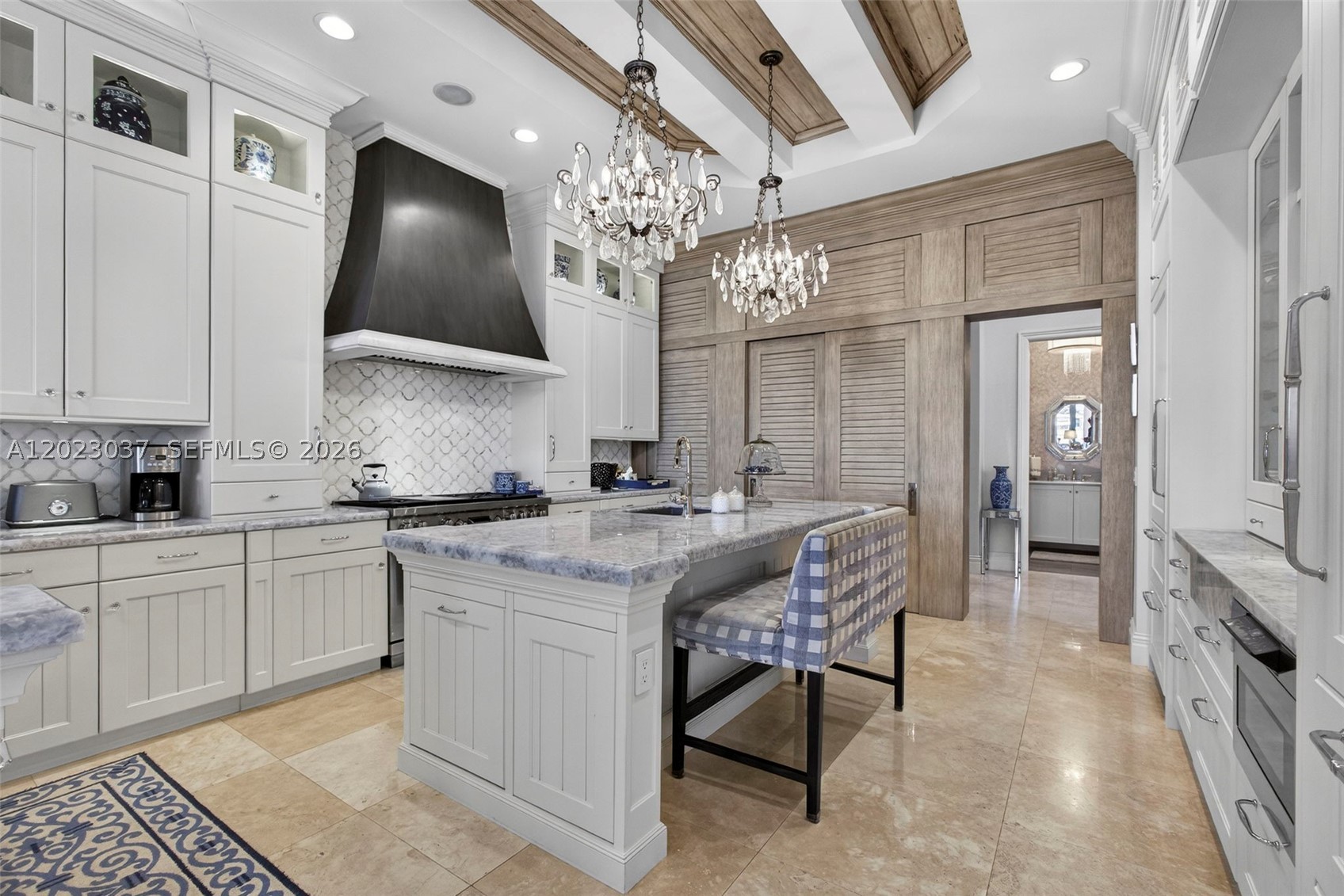 656 Hermitage Cir, Palm Beach Gardens FL 33410