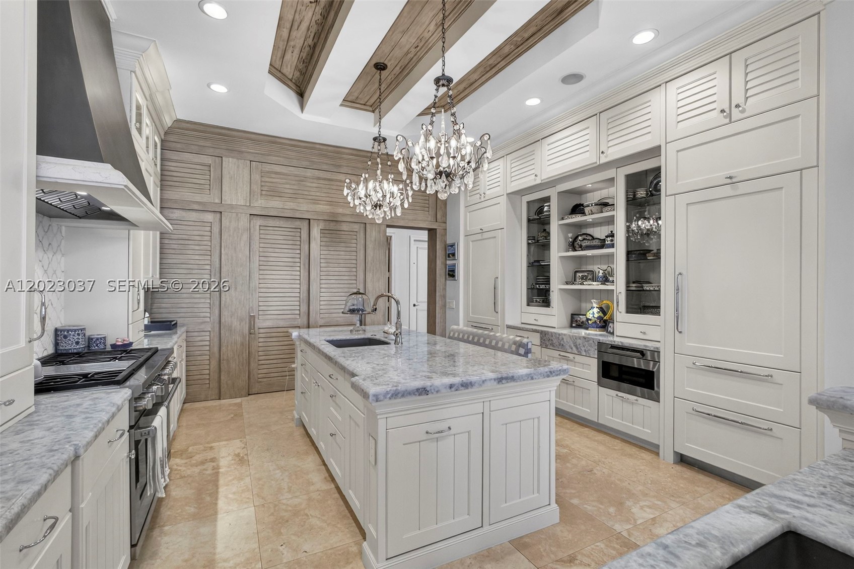 656 Hermitage Cir, Palm Beach Gardens FL 33410