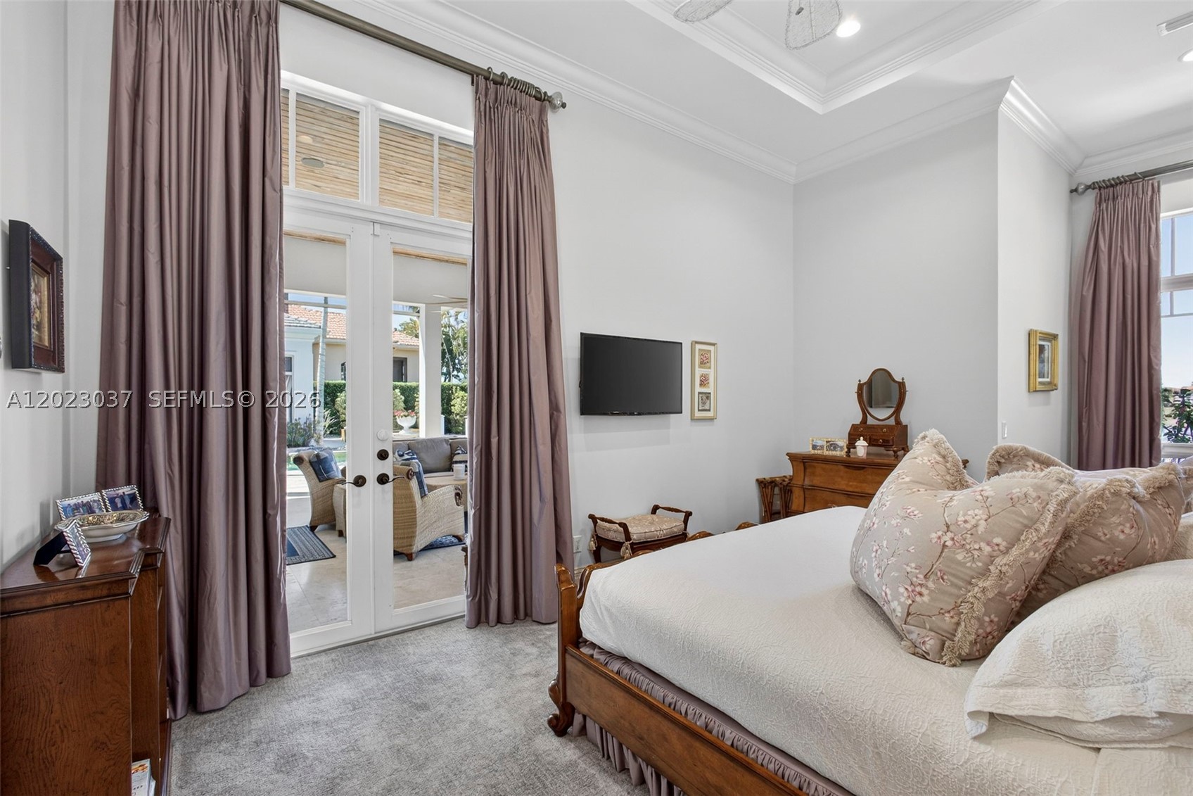 656 Hermitage Cir, Palm Beach Gardens FL 33410