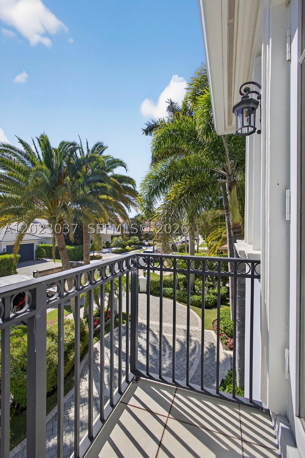656 Hermitage Cir, Palm Beach Gardens FL 33410