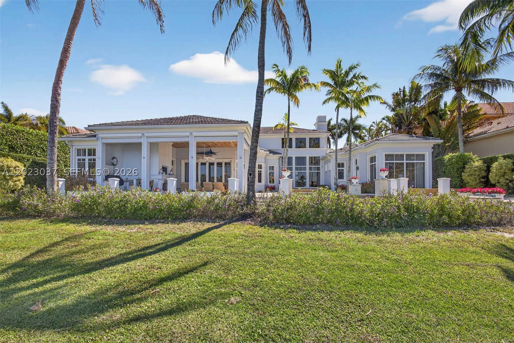 656 Hermitage Cir, Palm Beach Gardens FL 33410