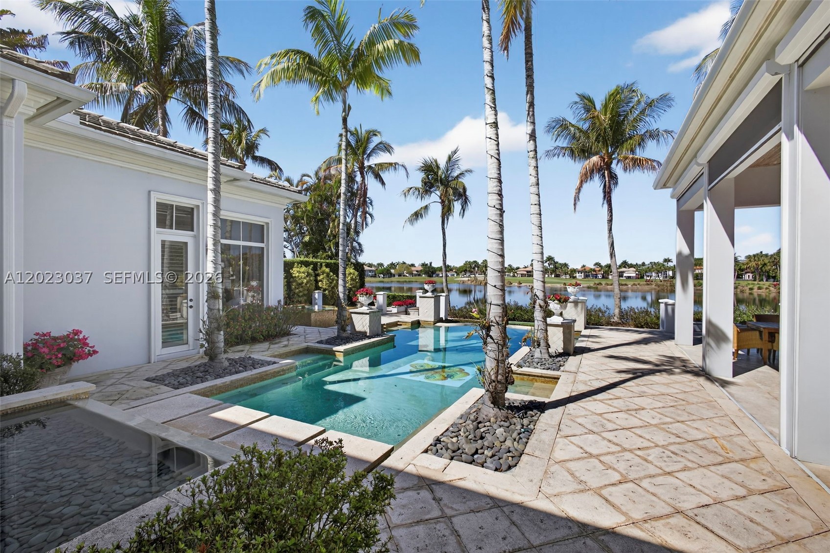 656 Hermitage Cir, Palm Beach Gardens FL 33410