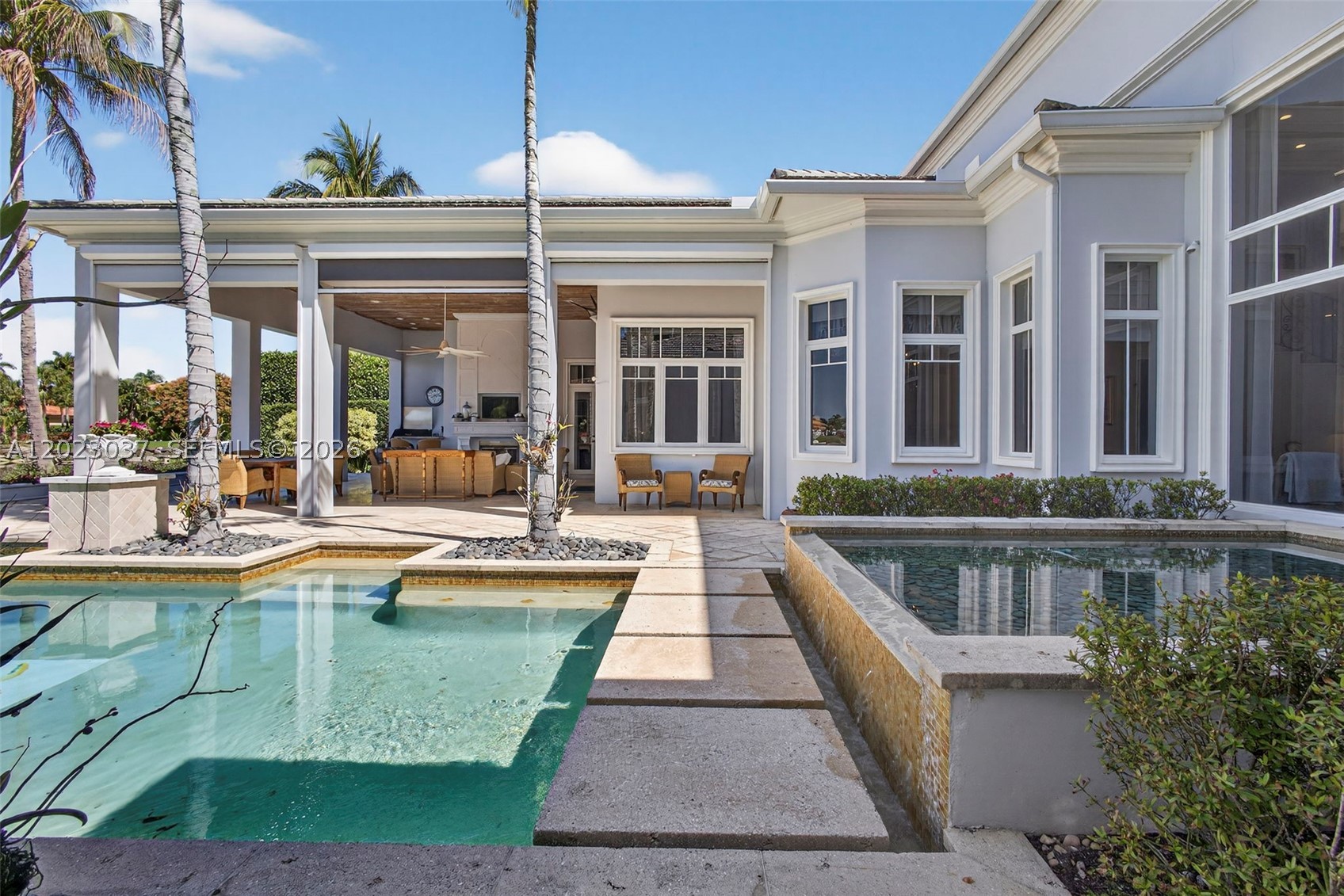 656 Hermitage Cir, Palm Beach Gardens FL 33410