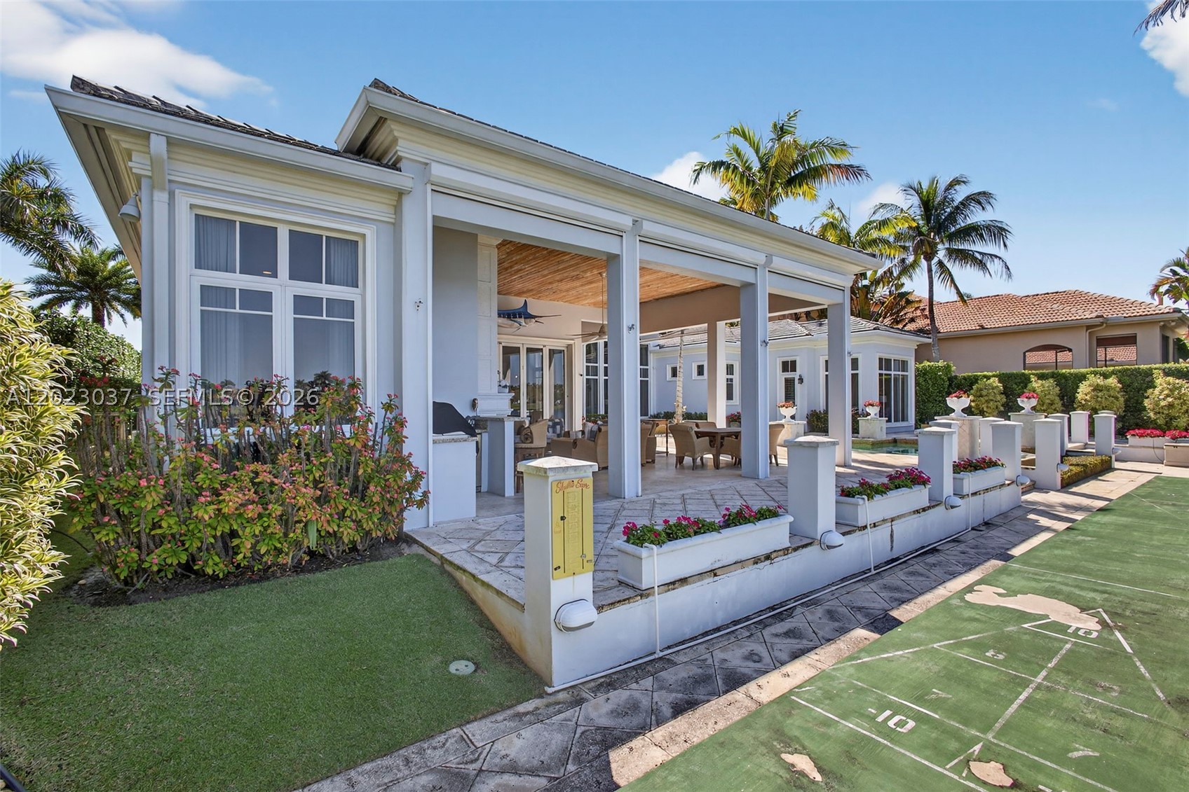 656 Hermitage Cir, Palm Beach Gardens FL 33410