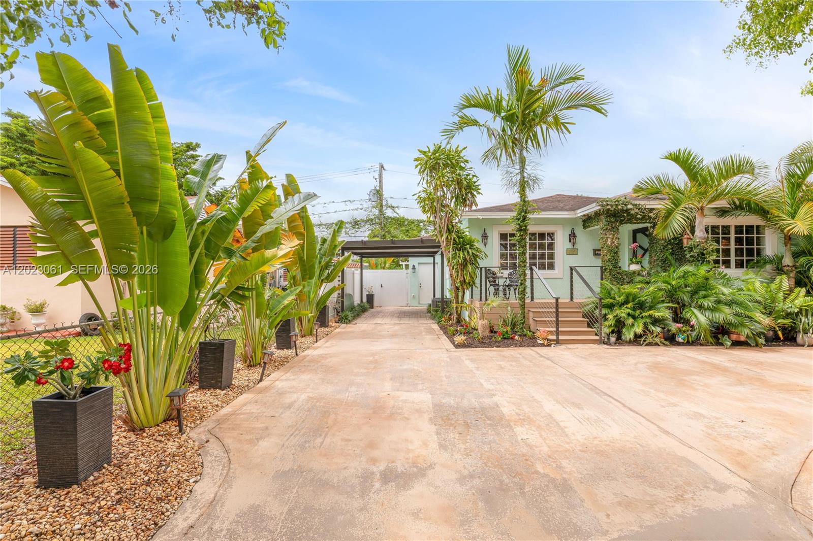 6520 SW 16th Ter, West Miami FL 33155