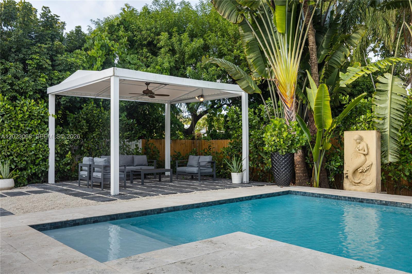 11403 NE 8th Ave, Biscayne Park FL 33161