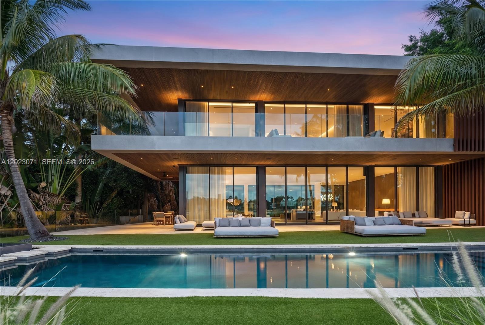 28 W Dilido Dr, Miami Beach FL 33139
