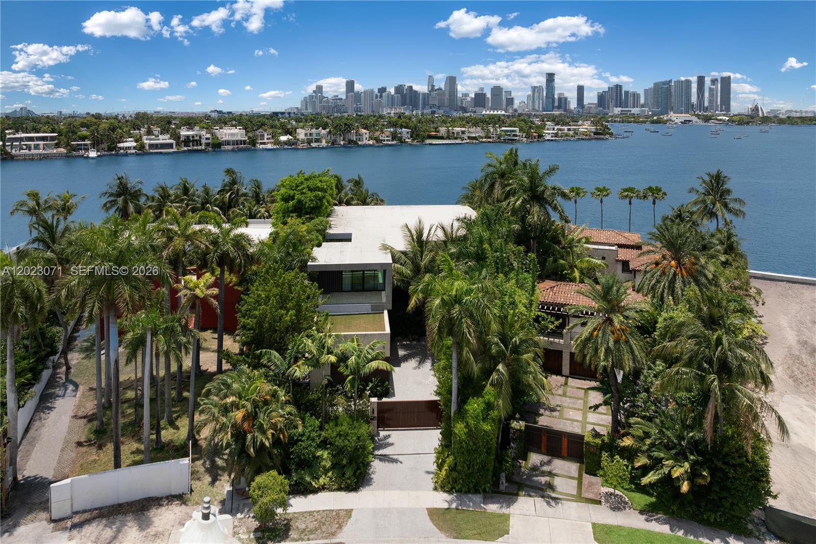 28 W Dilido Dr, Miami Beach FL 33139