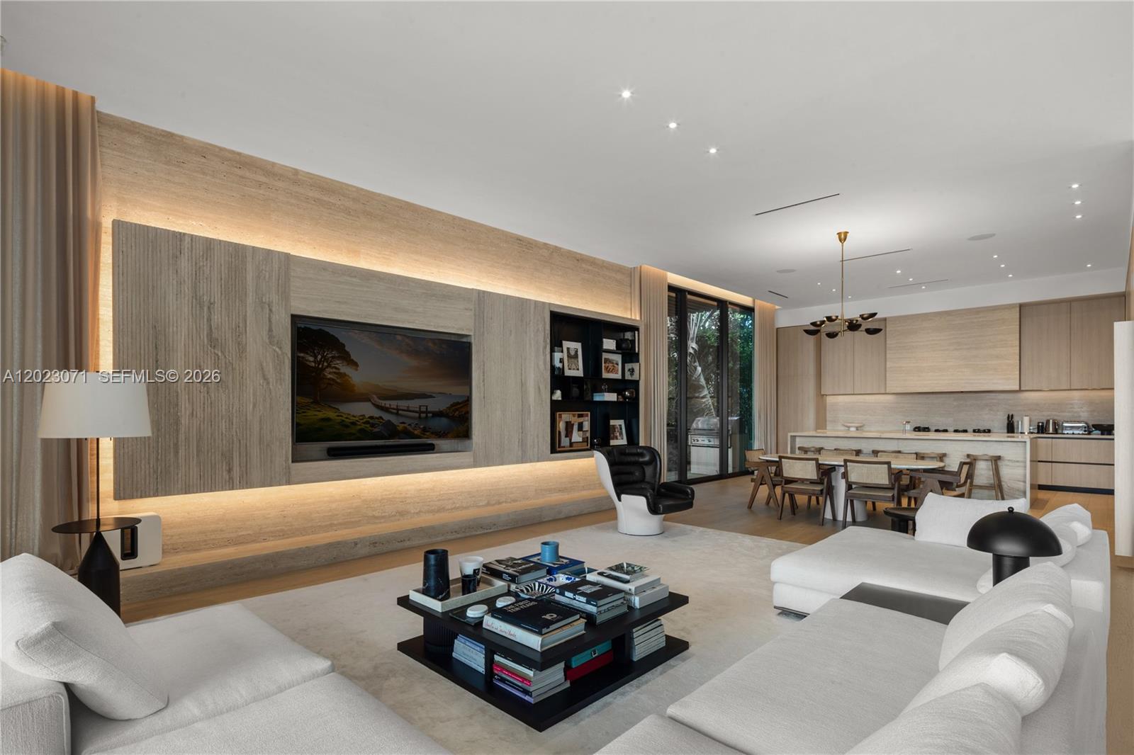 28 W Dilido Dr, Miami Beach FL 33139