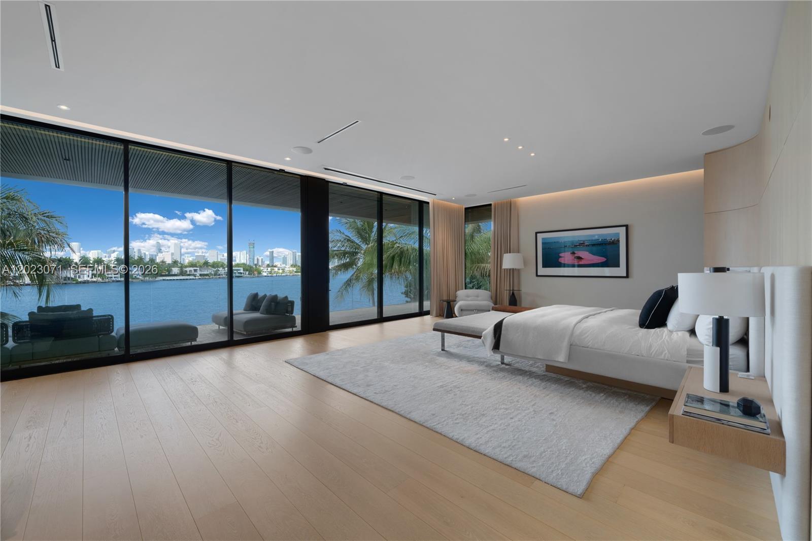 28 W Dilido Dr, Miami Beach FL 33139